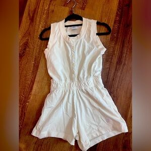 Girls Nike romper - off white M